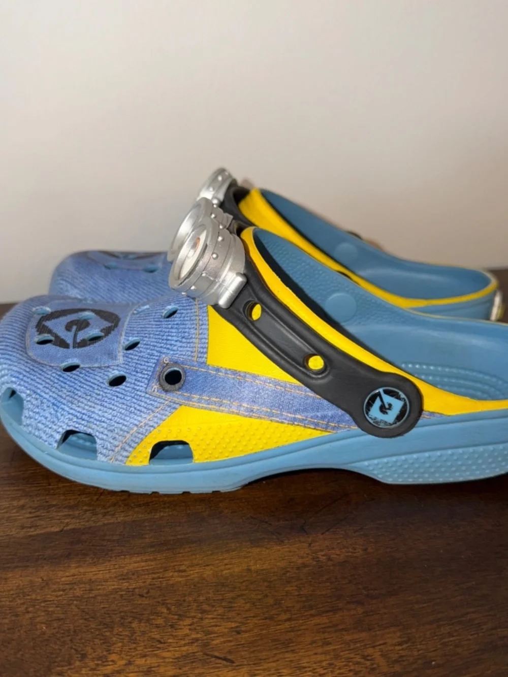 CROCS see photos